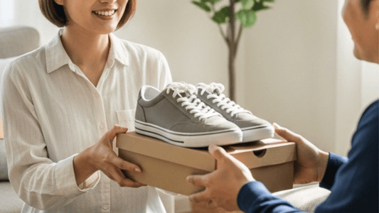 男性へのプレゼントにおすすめのスニーカーを年齢別に計20足紹介！彼氏や旦那さんにスニーカーを選ぶ際のポイントも合わせて紹介！