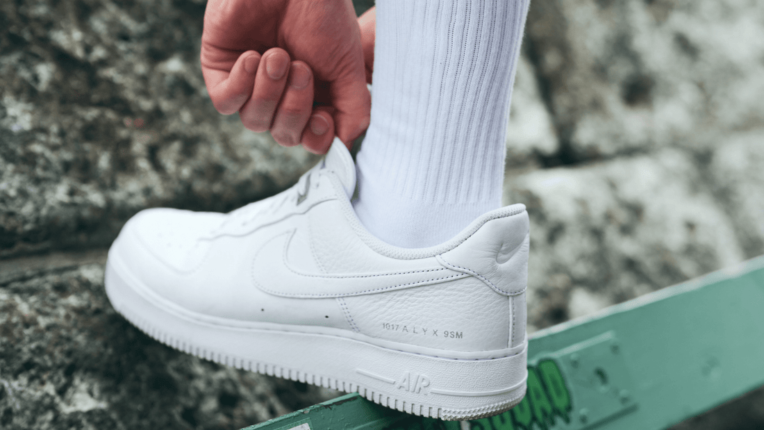 【2026年最新】メンズに人気の白スニーカー25選！「ナイキ」「ニューバランス「アディダス」など人気ブランドから厳選して紹介！