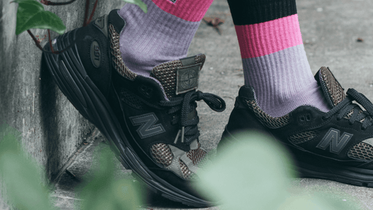 【ニューバランス991実体験レビュー】「v2との違い」「サイズ感」「機能・デザイン面の特徴」など解説！